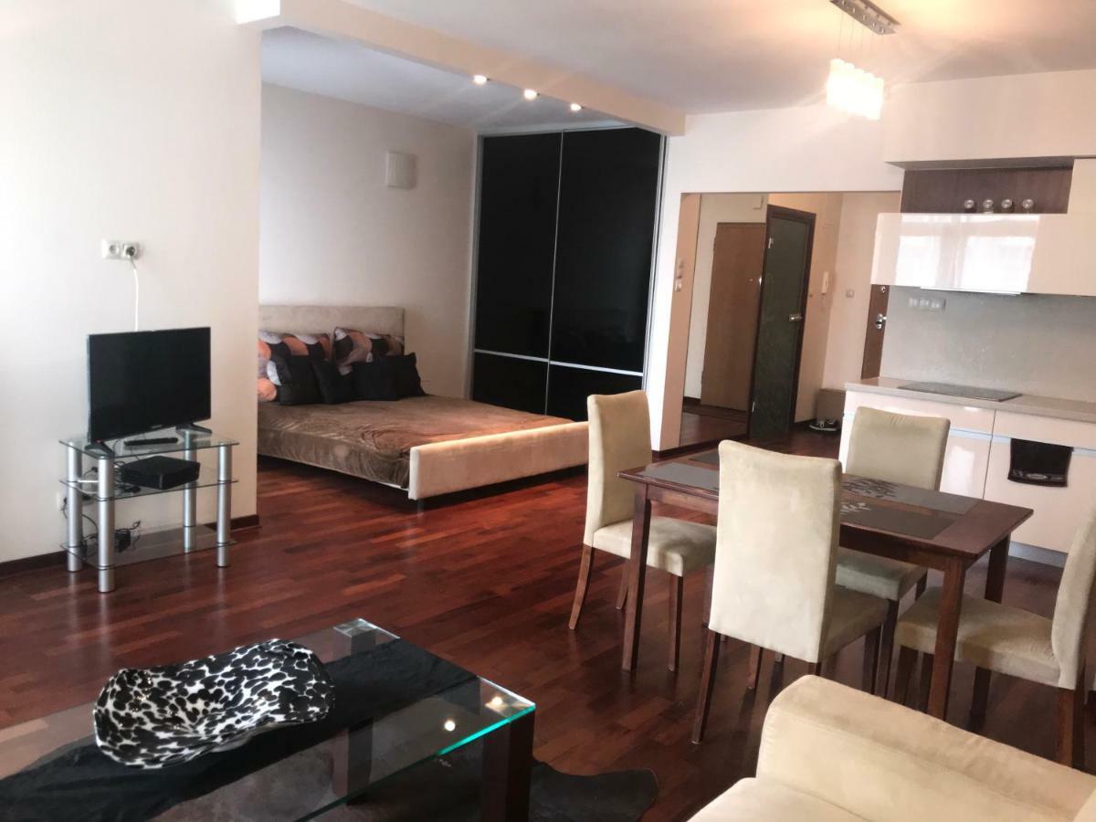 Apartament Gdanski Warsawa Bagian luar foto